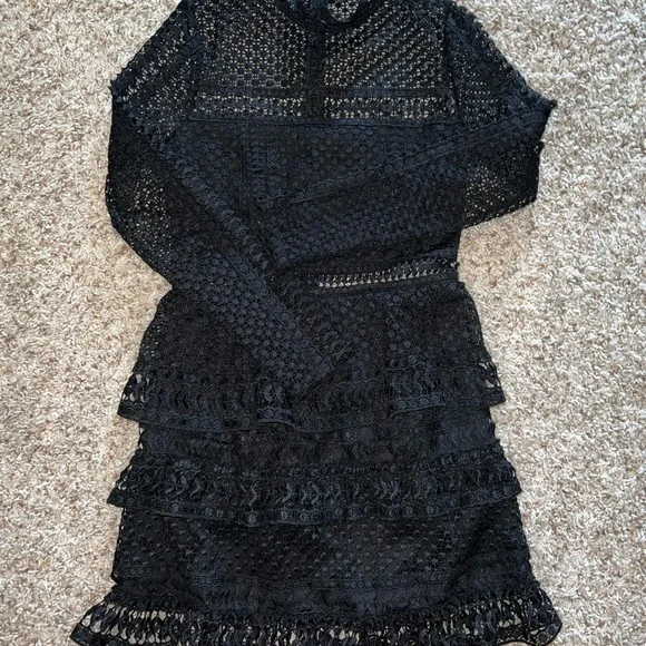 Romeo & Juliet Couture Dresses | Romeo + Juliet Couture Black Long Sleeve Tiered Lace Little Black Dress Medium M | Color: Black | Size: M |